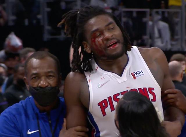 500万彩票网-向詹姆斯发起癫狂的冲刺 斯图尔特真是个恶棍吗？