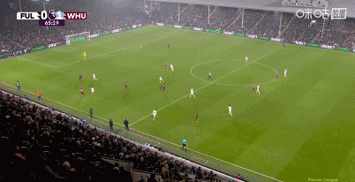 500万网彩票-西汉姆联客场1-0富勒姆，莱诺出击失误，萨默维尔破僵制胜